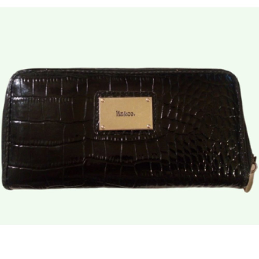 Liz & Co. Women's Snap Clutch Wallet        Black        7.5 in. X 4 in.